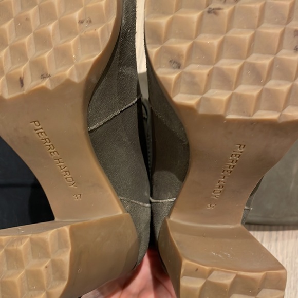 Pierre Hardy suede boots with rubber sole. Size 37 - Picture 3 of 5